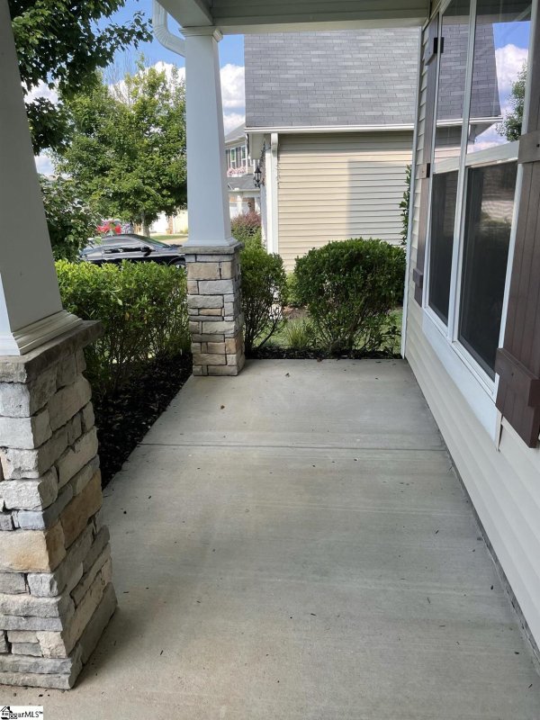 Property image 5 at 18 Heatherfield Drive, Simpsonville, SC 29680