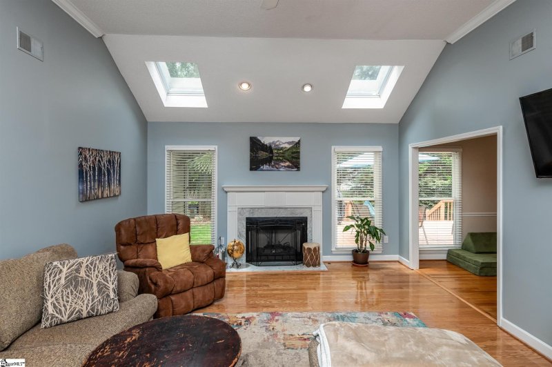 Property image 5 at 3 Quail Meadow Lane, Greenville, SC 29617-7326