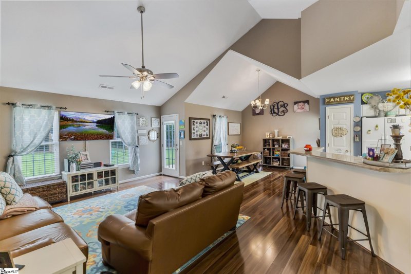 Property image 5 at 1001 Stoneham Circle, Anderson, SC 29626