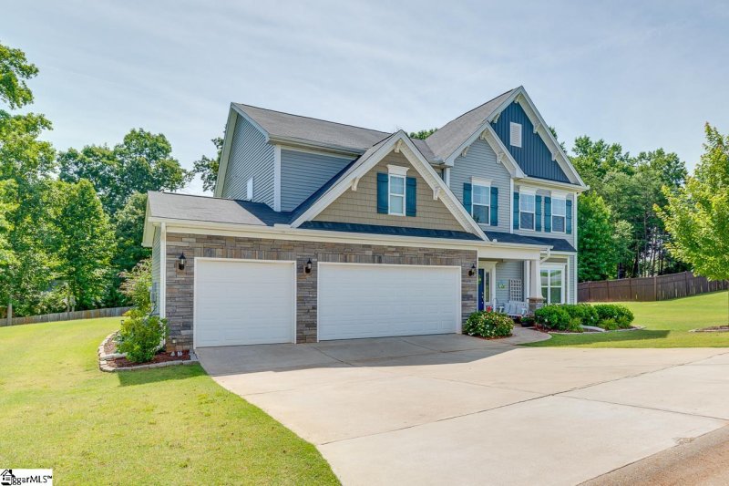 Property image 2 at 335 Swift Water Lane, Inman, SC 29349