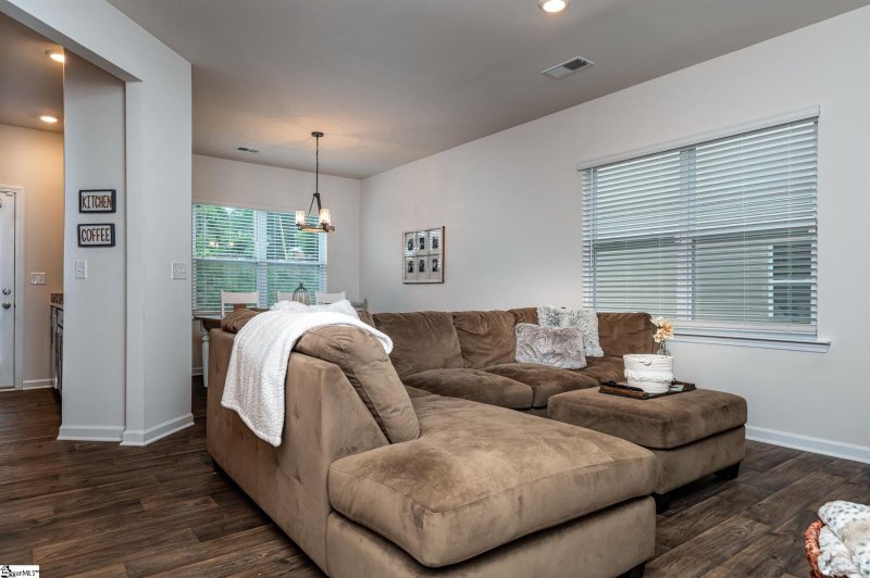 Property image 2 at 214 Southridge Court, Easley, SC 29642