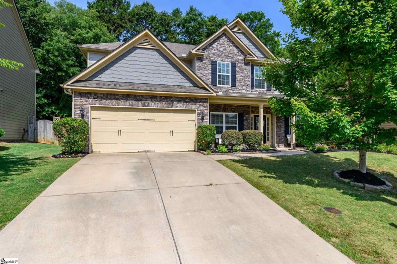 Property image 2 at 125 Raven Falls Lane, Simpsonville, SC 29681