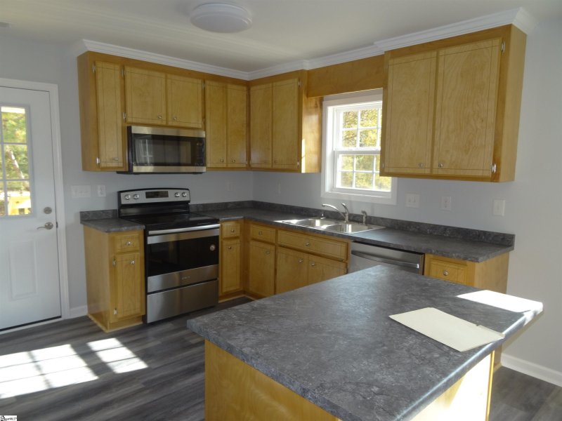 Property image 4 at 136 Laura Jane Lane, Gray Court, SC 29645