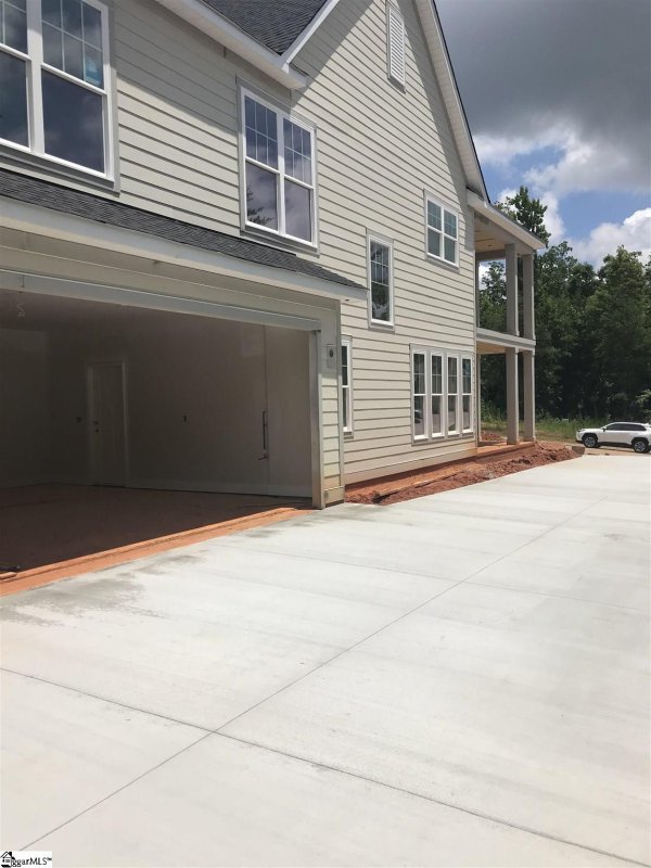 Property image 2 at 120 Pineland Place, Travelers Rest, SC 29690