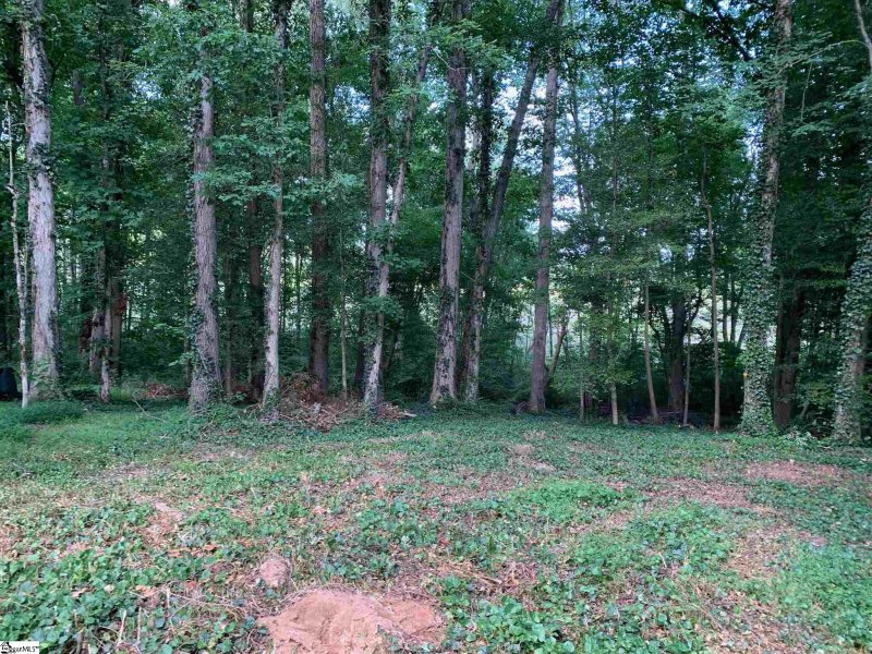 Property image 3 at 135 Fleetwood Drive, Liberty, SC 29657-9593