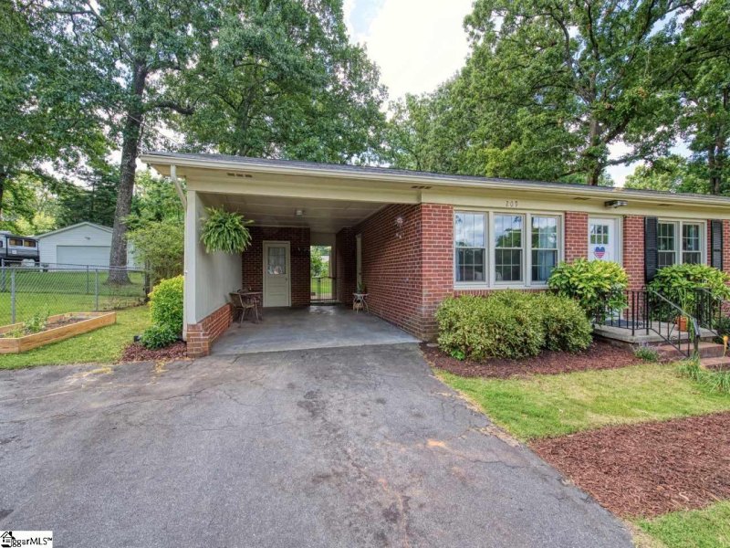 Property image 3 at 209 Sylvia Road, Easley, SC 29642