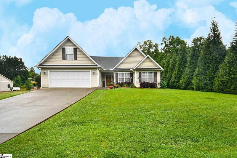 Property image 2 at 114 & 116 Soliel Way, Pendleton, SC 29670