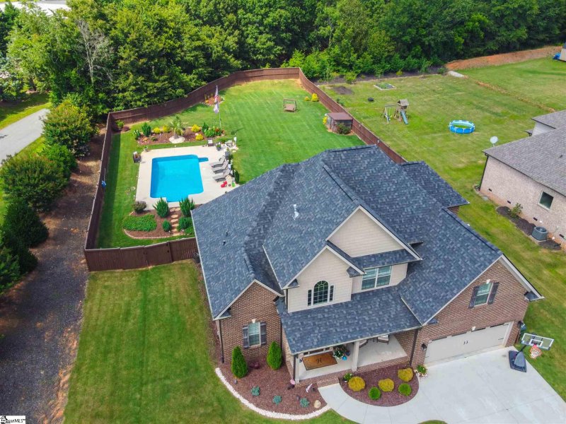 Property image 3 at 1 Meadowdale Lane, Greer, SC 29651