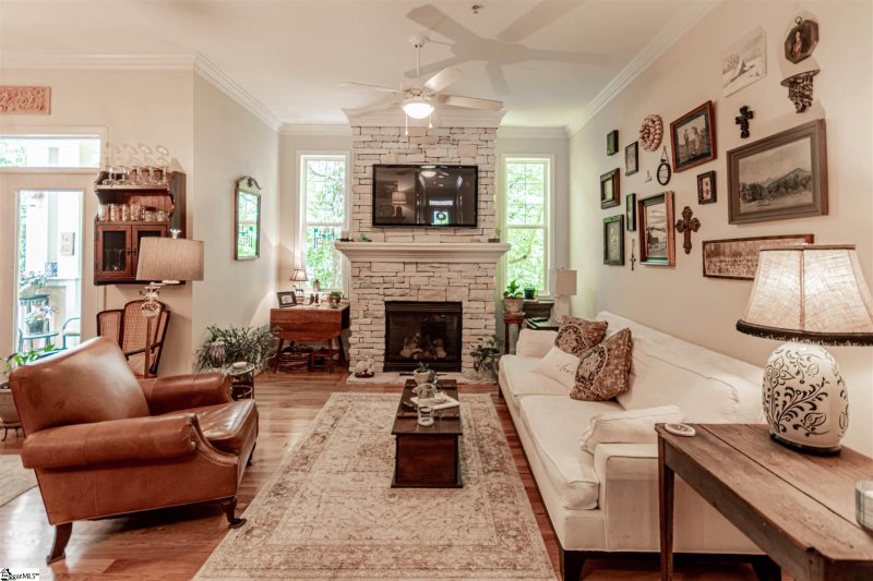 Property image 3 at 22 EDGE Court, Greenville, SC 29609