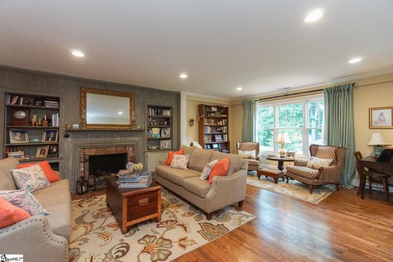 Property image 4 at 239 E Avondale Avenue, Greenville, SC 29609