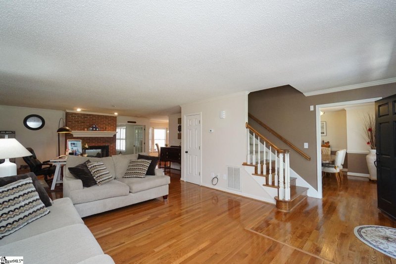 Property image 4 at 322 N Rutherford Road, Greer, SC 29651