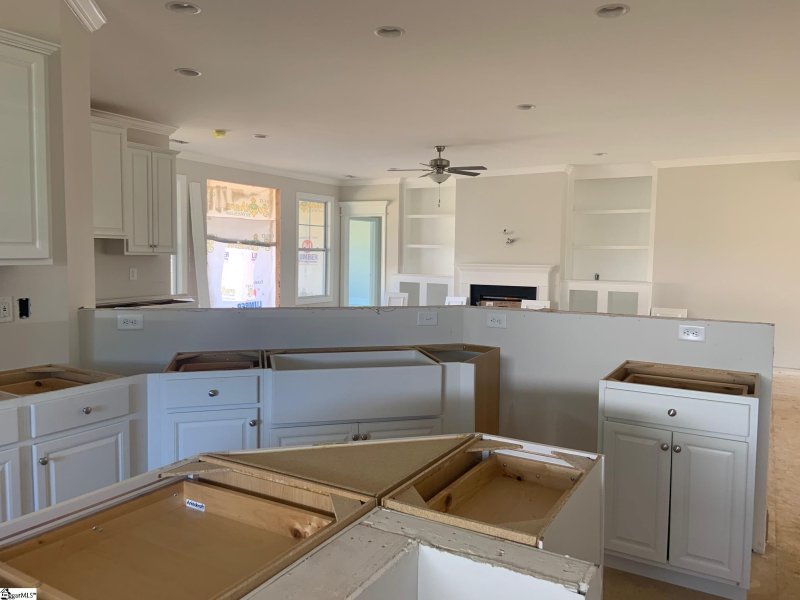 Property image 4 at 531 Cox Road, Greer, SC 29651