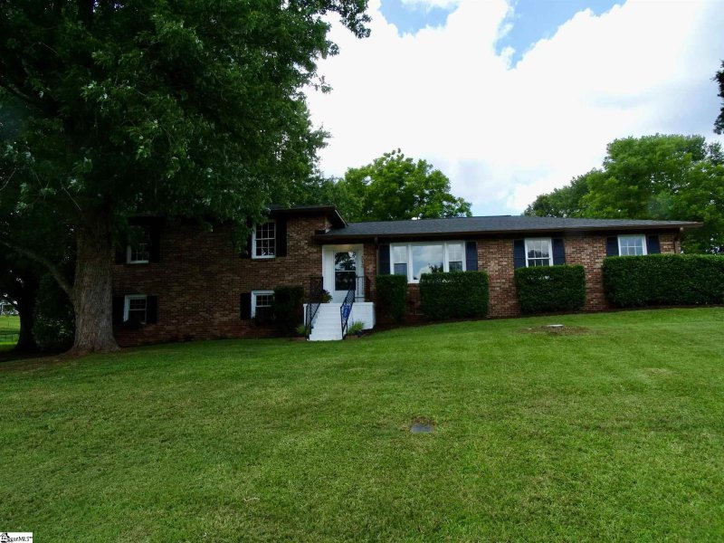 Property image 3 at 313 Bentwood Road, Piedmont, SC 29673