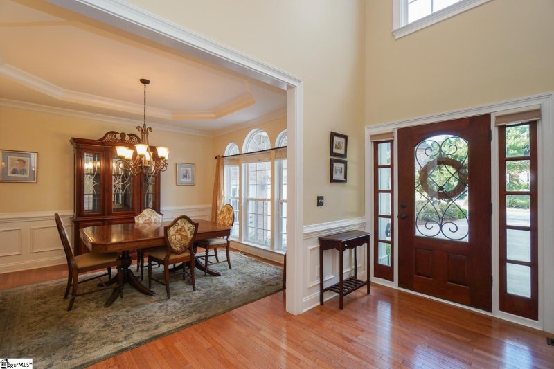 Property image 3 at 521 Foxcroft Road, Greenville, SC 29615