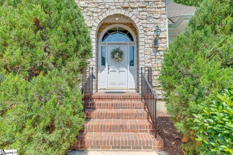 Property image 2 at 319 Scarborough Drive, Greer, SC 29650