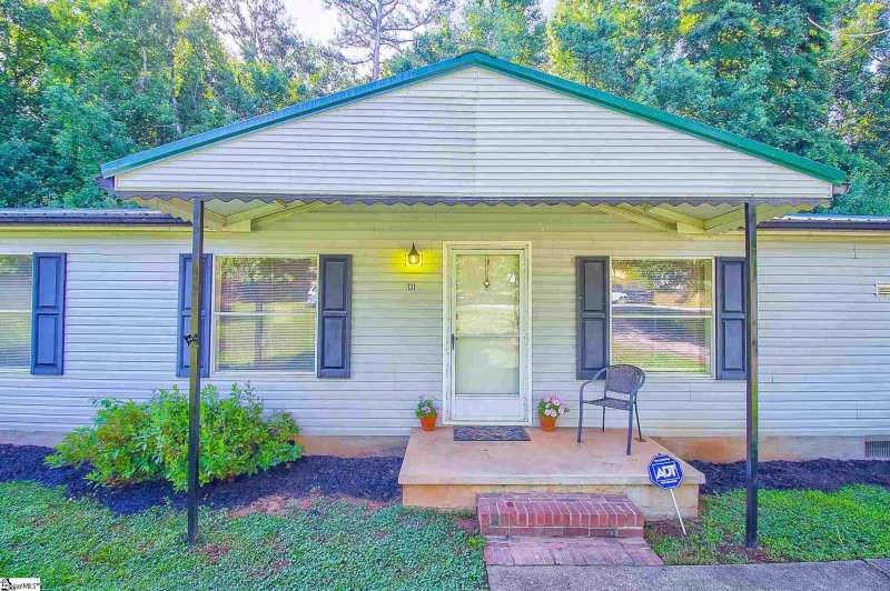 Property image 4 at 131 Sylvan Court, Easley, SC 29640