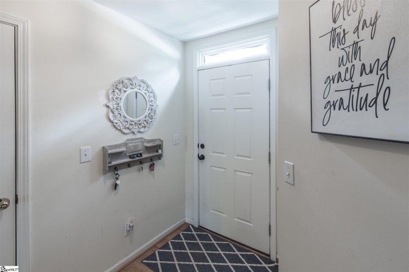 Property image 2 at 100 Braxton Place, Mauldin, SC 29662