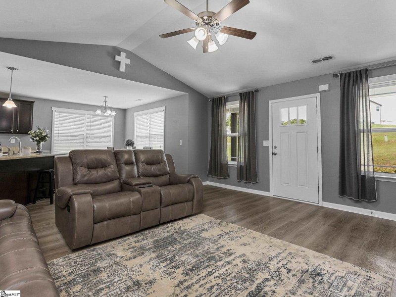 Property image 5 at 236 Redcoat Court, Simpsonville, SC 29680