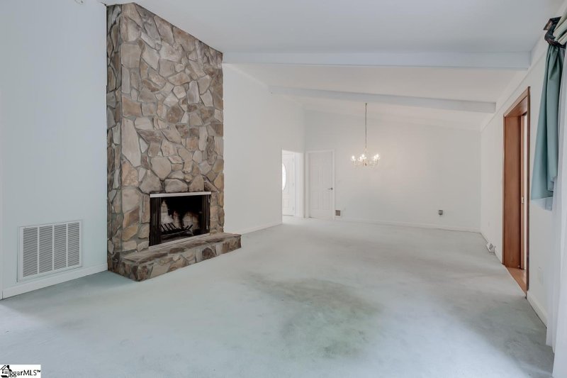 Property image 5 at 12 Buckingham Way, Taylors, SC 29687