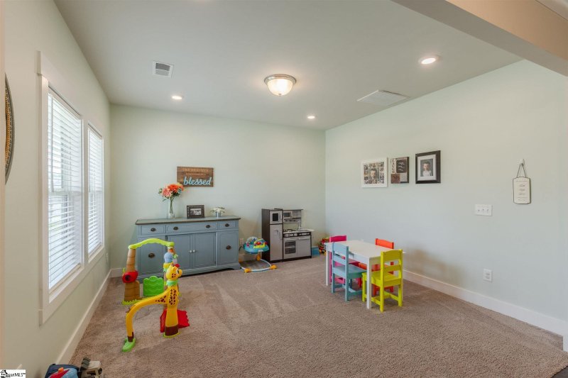 Property image 4 at 128 Jones Peak Drive, Simpsonville, SC 29681