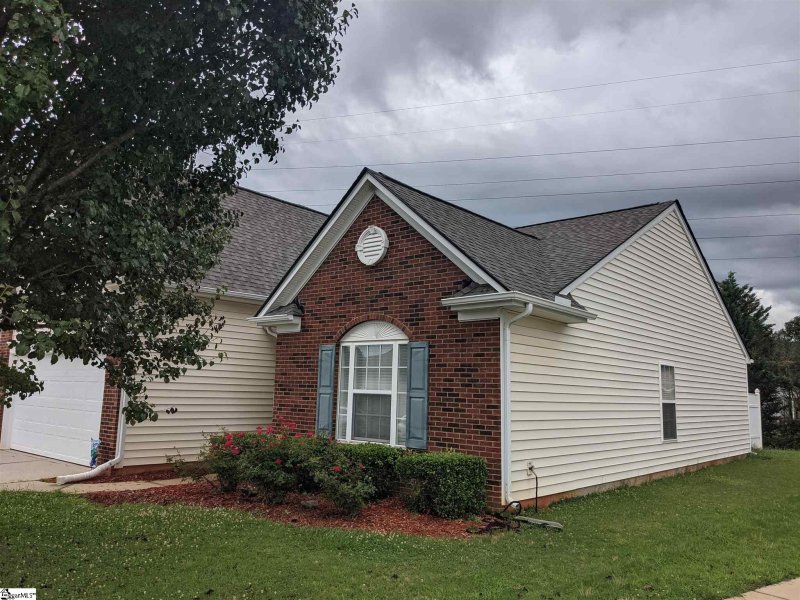 Property image 3 at 14 Somerville Court, Greenville, SC 29605