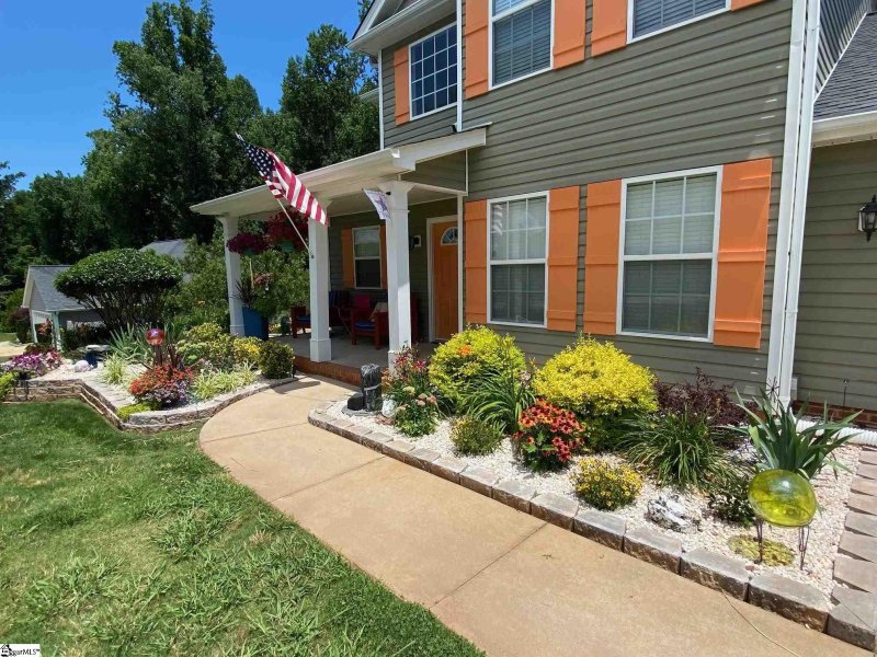 Property image 3 at 100 Watercourse Way, Greer, SC 29651