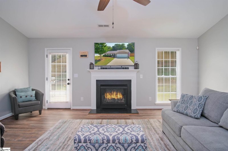 Property image 5 at 311 Cardinal Woods Way, Easley, SC 29642-1522