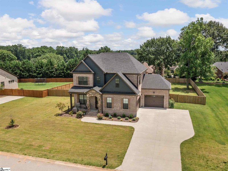 Property image 3 at 136 Enclave Drive, Greer, SC 29651