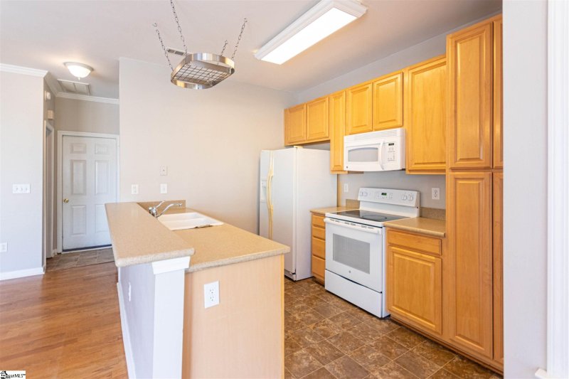 Property image 5 at 4 CEDAR ROCK Drive, Greer, SC 29650