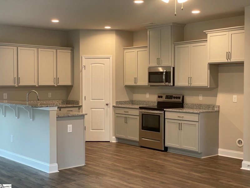 Property image 2 at 199 Rosewood Circle, Duncan, SC 29334