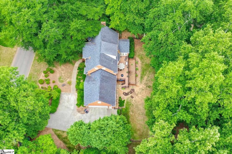 Property image 3 at 203 Shefwood Drive, Easley, SC 29642