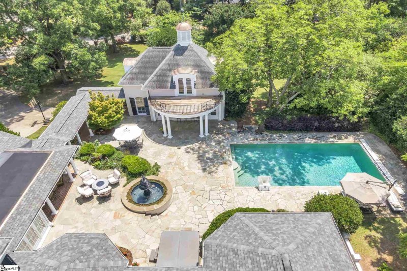 Property image 3 at 11 Collins Creek Road, Greenville, SC 29607-3726