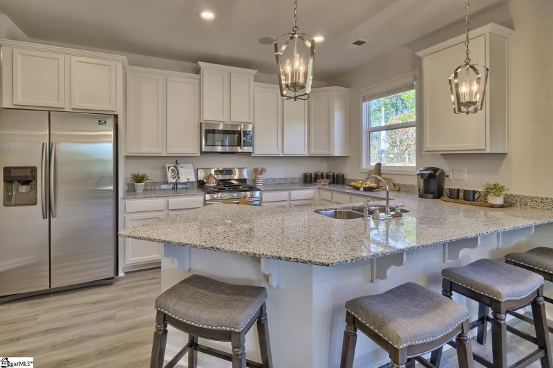 Property image 5 at 24 Corsica Court, Simpsonville, SC 29681