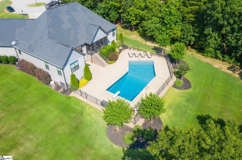 Property image 4 at 14 Brassington Place, Greer, SC 29651