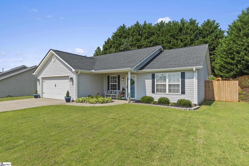 Property image 2 at 301 Lenhardt Road, Easley, SC 29640