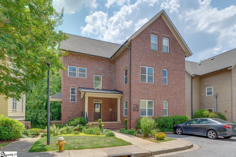 Property image 2 at 204 E Park Avenue, Greenville, SC 29601