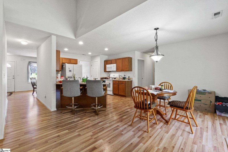 Property image 4 at 106 Templewood Court, Williamston, SC 29697