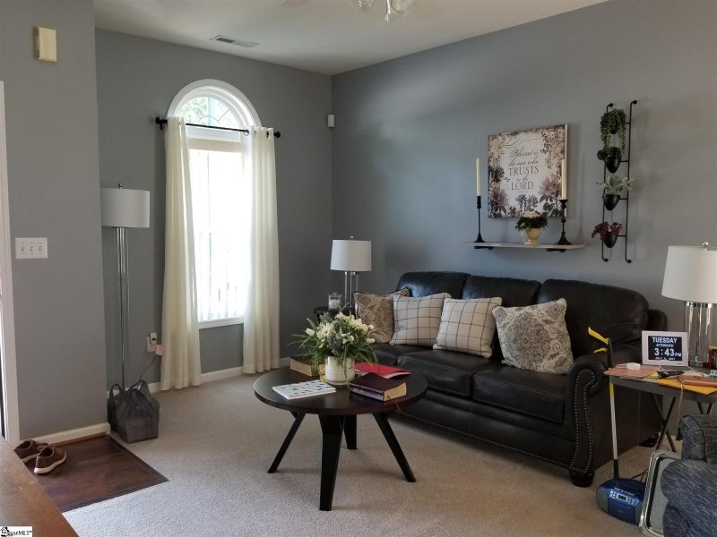 Property image 3 at 102 Huntress Drive, Greer, SC 29651