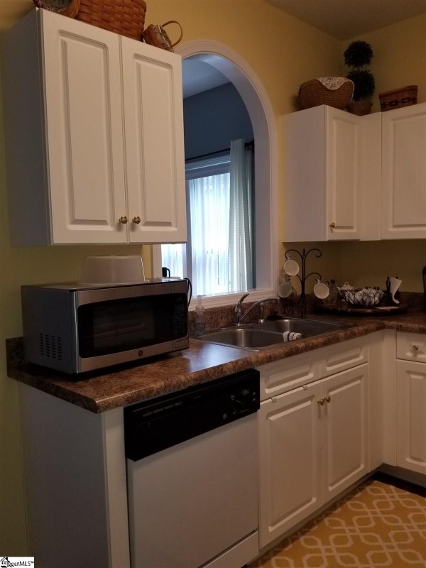Property image 5 at 102 Huntress Drive, Greer, SC 29651
