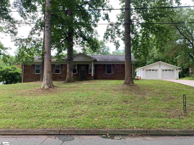 Property image 2 at 108 Sabra Drive, Easley, SC 29642