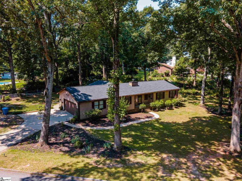 220 Baldwin Circle