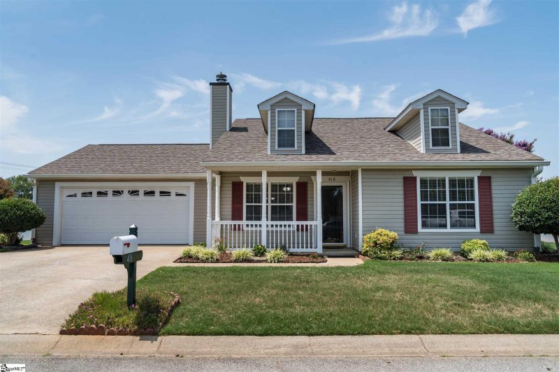 Property image 2 at 418 Sante Fe Road, Moore, SC 29369