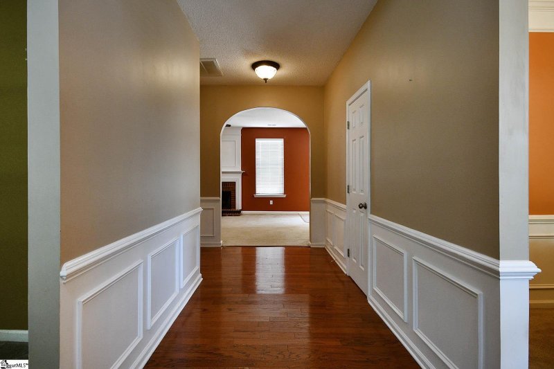 Property image 2 at 117 Waterton Way, Simpsonville, SC 29680