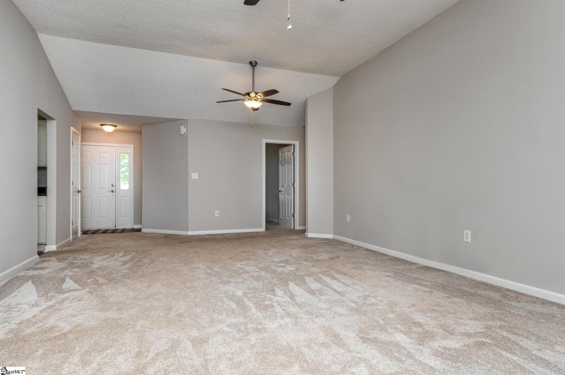 Property image 4 at 337 Woodruff Park Lane, Simpsonville, SC 29681