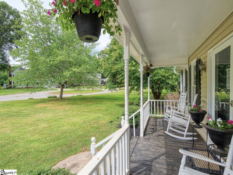 Property image 4 at 108 Wyatt Oaks Court, Easley, SC 29642