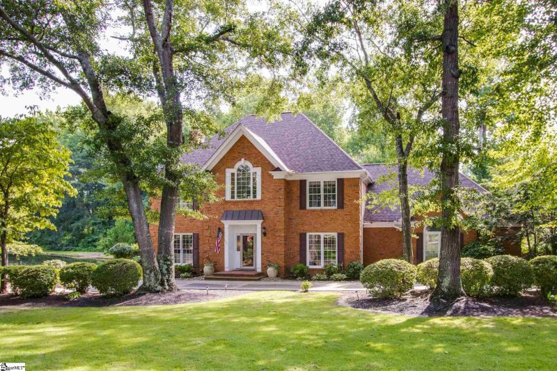 101 SHEFWOOD Drive