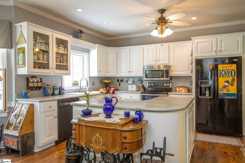 Property image 3 at 101 SHEFWOOD Drive, Easley, SC 29642