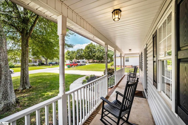 Property image 4 at 103 Jester Court, Williamston, SC 29697