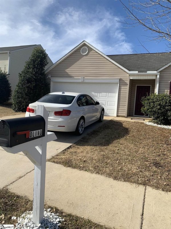 Property image 2 at 106 Parkgate Court, Simpsonville, SC 29680