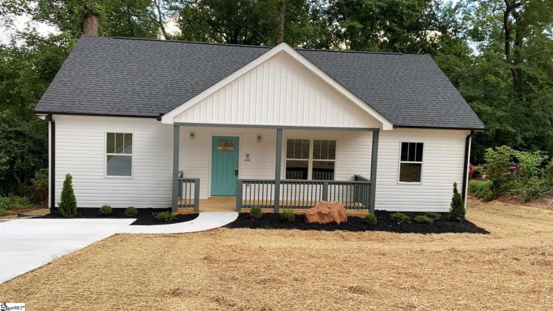 412 Crosby Circle